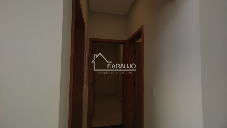 Imagem Imóvel com 3 Quartos à Venda, em Cajuru Do Sul - Sorocaba Imagem Imóvel com 3 Quartos à Venda, em Cajuru Do Sul - Sorocaba