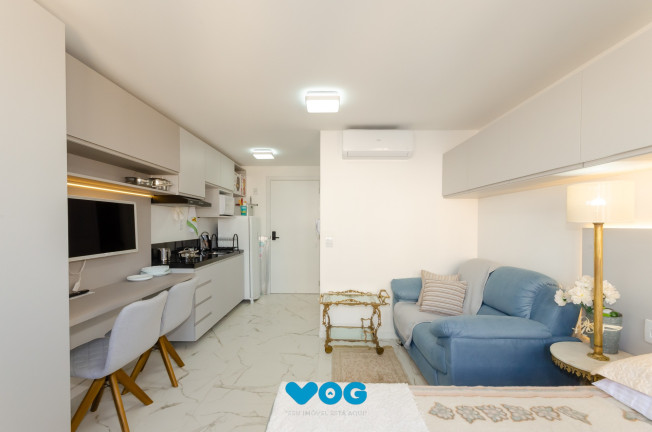 Imagem Imóvel com 1 Quarto à Venda, 25 m² em Rio Branco - Porto Alegre