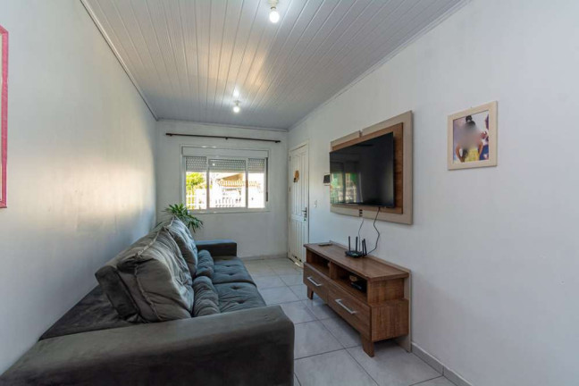 Imagem Casa com 2 Quartos à Venda, em São José - Canoas Imagem Casa com 2 Quartos à Venda, em São José - Canoas