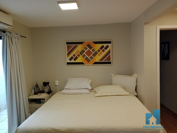 Imagem Casa com 3 Quartos à Venda, 240 m² em Uvaranas - Ponta Grossa Imagem Casa com 3 Quartos à Venda, 240 m² em Uvaranas - Ponta Grossa