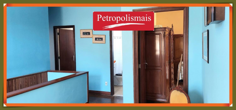 Imagem Casa com 4 Quartos à Venda, 234 m² em Valparaíso - Petrópolis Imagem Casa com 4 Quartos à Venda, 234 m² em Valparaíso - Petrópolis