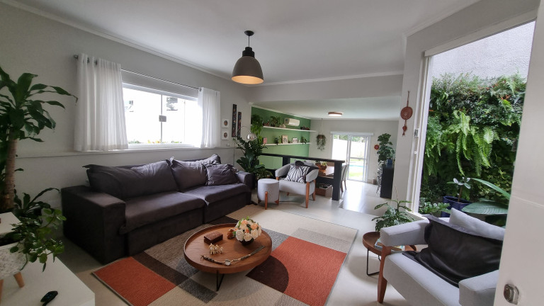 Imagem Casa com 4 Quartos à Venda, 220 m² em Jardim Maristela - Atibaia Imagem Casa com 4 Quartos à Venda, 220 m² em Jardim Maristela - Atibaia