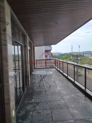 Imagem Apartamento com 4 Quartos à Venda, 245 m² em Praia Do Forte - Cabo Frio