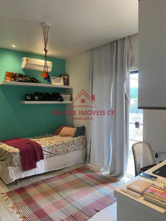 Imagem Casa de Condomínio com 3 Quartos à Venda,  em Peró - Cabo Frio