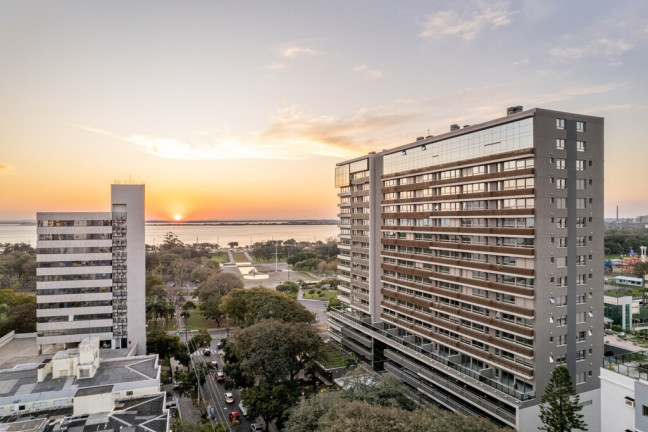 Imagem Imóvel com 2 Quartos à Venda, em Praia De Belas - Porto Alegre Imagem Imóvel com 2 Quartos à Venda, em Praia De Belas - Porto Alegre