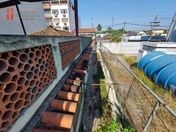 Imagem Casa com 3 Quartos à Venda, 300 m² em Jardim Vinte E Cinco De Agosto - Duque De Caxias Imagem Casa com 3 Quartos à Venda, 300 m² em Jardim Vinte E Cinco De Agosto - Duque De Caxias