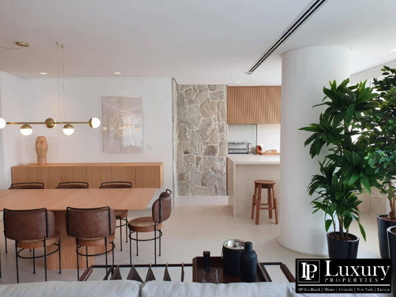 Imagem Apartamento com 3 Quartos à Venda, 251 m² em Vila Nova Conceição - São Paulo Imagem Apartamento com 3 Quartos à Venda, 251 m² em Vila Nova Conceição - São Paulo