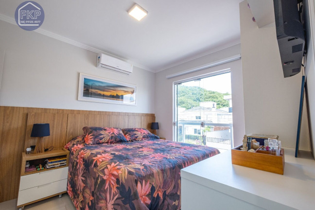 Imagem Casa com 3 Quartos à Venda, 122 m² em Cachoeira Do Bom Jesus - Florianópolis