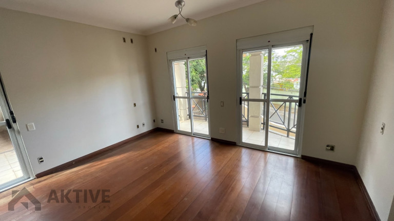 Imagem Casa de Condomínio com 5 Quartos à Venda, 321 m² em Granja Viana - Cotia Imagem Casa de Condomínio com 5 Quartos à Venda, 321 m² em Granja Viana - Cotia
