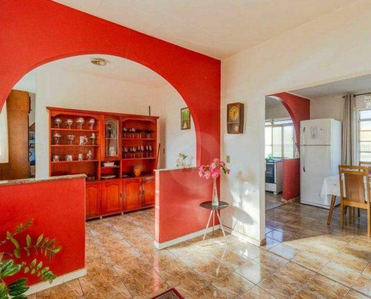 Casa com 4 Quartos à Venda, 212 m² em Santa Efigênia - Belo Horizonte