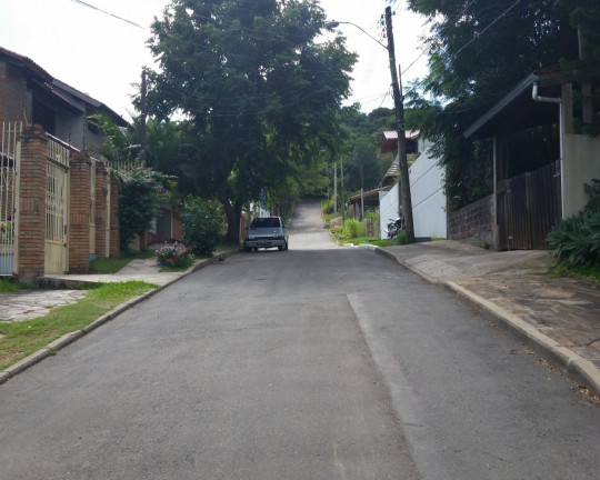 Imagem Terreno à Venda, 600 m² em Vila Nova - Porto Alegre