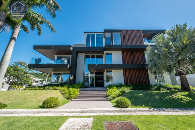 Casa com 7 Quartos à Venda, 780 m² em Jurerê Internacional - Florianópolis