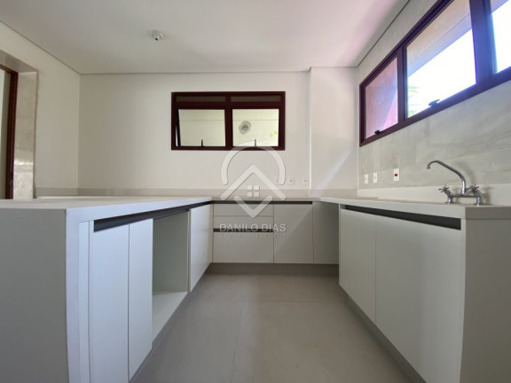Imagem Casa de Condomínio com 3 Quartos à Venda, 552 m² em Campo Belo - São Paulo