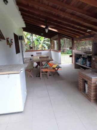 Imagem Casa com 3 Quartos à Venda, 196 m² em Cocanha - Caraguatatuba