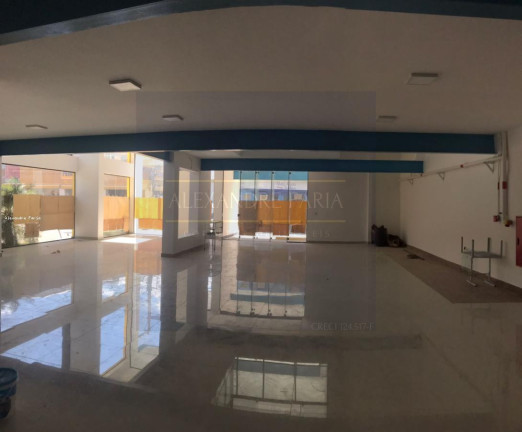Imóvel Comercial para Alugar, 600 m² em Centro - São Sebastião
