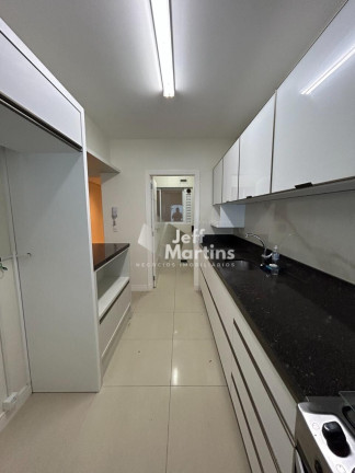 Imagem Apartamento com 3 Quartos à Venda, 133 m² em Bombas - Bombinhas Imagem Apartamento com 3 Quartos à Venda, 133 m² em Bombas - Bombinhas