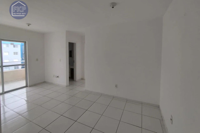 Imagem Apartamento com 2 Quartos à Venda, 56 m² em Espinheiros - Itajaí