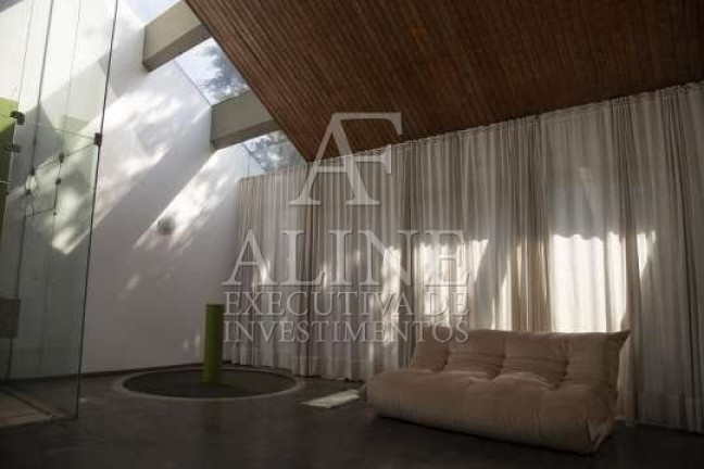 Imagem Sobrado com 4 Quartos à Venda, 200 m² em Indianópolis - São Paulo