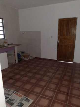Imagem Casa com 1 Quarto à Venda, 75 m² em Vila Fátima - Suzano Imagem Casa com 1 Quarto à Venda, 75 m² em Vila Fátima - Suzano