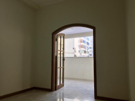 Imagem Apartamento com 2 Quartos à Venda, 65 m² em Copacabana - Rio De Janeiro Imagem Apartamento com 2 Quartos à Venda, 65 m² em Copacabana - Rio De Janeiro