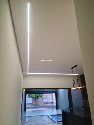 Imagem Casa com 2 Quartos à Venda, 125 m² Imagem Casa com 2 Quartos à Venda, 125 m²