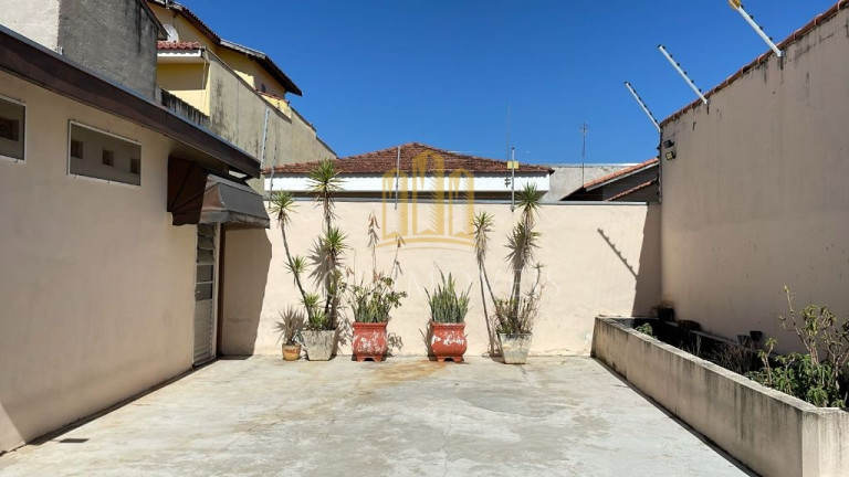 Imagem Casa com 3 Quartos à Venda, 300 m² em Jardim Flórida - Jacareí Imagem Casa com 3 Quartos à Venda, 300 m² em Jardim Flórida - Jacareí
