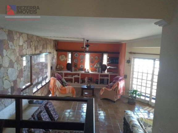 Casa com 4 Quartos à Venda, 300 m² em Ponta Negra - Natal