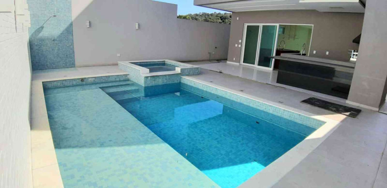 Imagem Casa com 4 Quartos à Venda, 298 m² em Brisas - Mogi Das Cruzes Imagem Casa com 4 Quartos à Venda, 298 m² em Brisas - Mogi Das Cruzes