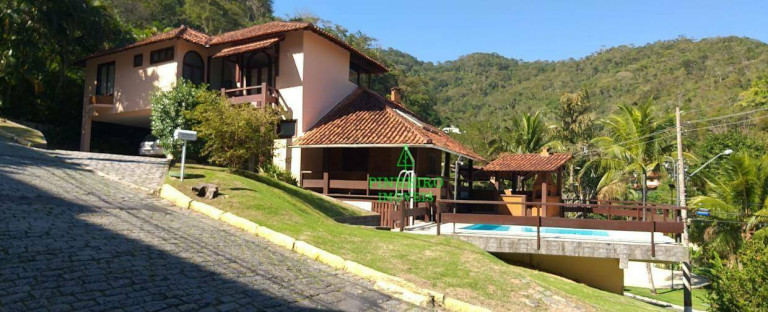 Imagem Casa com 4 Quartos à Venda, 390 m² em Piratininga - Niterói Imagem Casa com 4 Quartos à Venda, 390 m² em Piratininga - Niterói