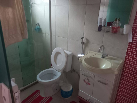 Imagem Casa com 3 Quartos à Venda, 300 m² em Fluminense - Rio De Janeiro Imagem Casa com 3 Quartos à Venda, 300 m² em Fluminense - Rio De Janeiro