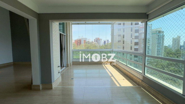Imagem Imóvel com 4 Quartos para Alugar, 260 m² em Villaggio Panamby - São Paulo Imagem Imóvel com 4 Quartos para Alugar, 260 m² em Villaggio Panamby - São Paulo