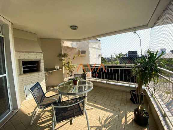 Apartamento com 3 Quartos à Venda, 153 m² em Jurerê - Florianópolis