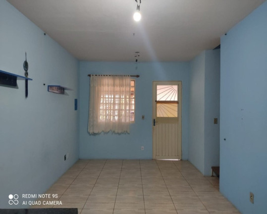 Imagem Casa com 3 Quartos à Venda,  em Restinga - Porto Alegre