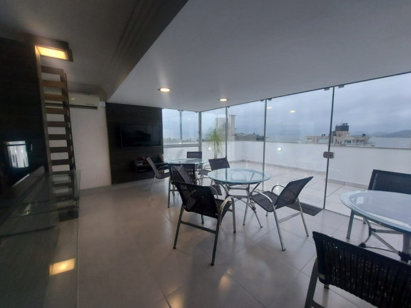 Imagem Apartamento com 2 Quartos à Venda, 74 m² em Agronômica - Florianópolis Imagem Apartamento com 2 Quartos à Venda, 74 m² em Agronômica - Florianópolis