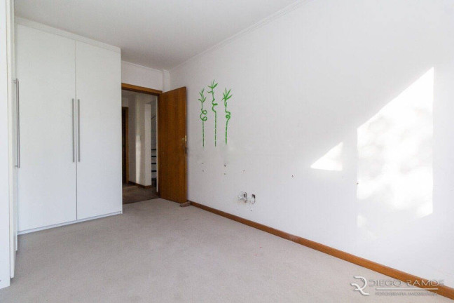 Imagem Apartamento com 2 Quartos à Venda, 165 m² em Petrópolis - Porto Alegre Imagem Apartamento com 2 Quartos à Venda, 165 m² em Petrópolis - Porto Alegre