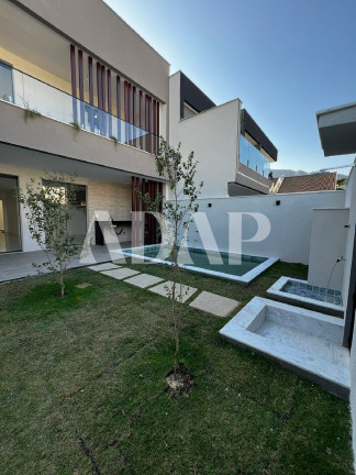 Imagem Casa com 4 Quartos à Venda, 247 m² em Vargem Pequena - Rio De Janeiro