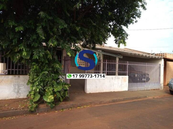Imagem Casa com 2 Quartos à Venda, 200 m² em Centro - Indiaporã Imagem Casa com 2 Quartos à Venda, 200 m² em Centro - Indiaporã