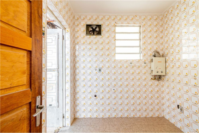 Imagem Casa com 4 Quartos à Venda, em Santa Tereza - Porto Alegre Imagem Casa com 4 Quartos à Venda, em Santa Tereza - Porto Alegre