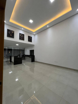 Imagem Casa com 3 Quartos à Venda, 300 m² em Residencial Jardim Canedo Iii - Senador Canedo Imagem Casa com 3 Quartos à Venda, 300 m² em Residencial Jardim Canedo Iii - Senador Canedo