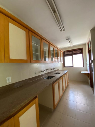 Imagem Casa com 5 Quartos à Venda, 211 m² em Alto - Teresópolis