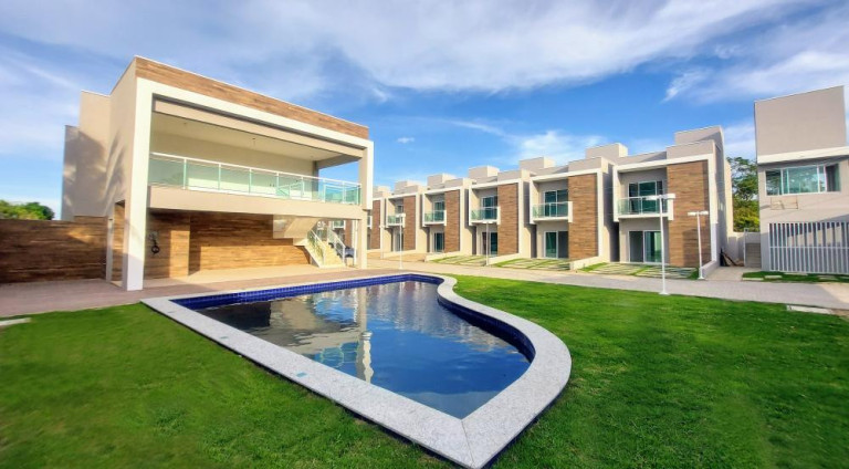 Imagem Imóvel com 3 Quartos à Venda, 25 m² em Centro - Eusébio Imagem Imóvel com 3 Quartos à Venda, 25 m² em Centro - Eusébio