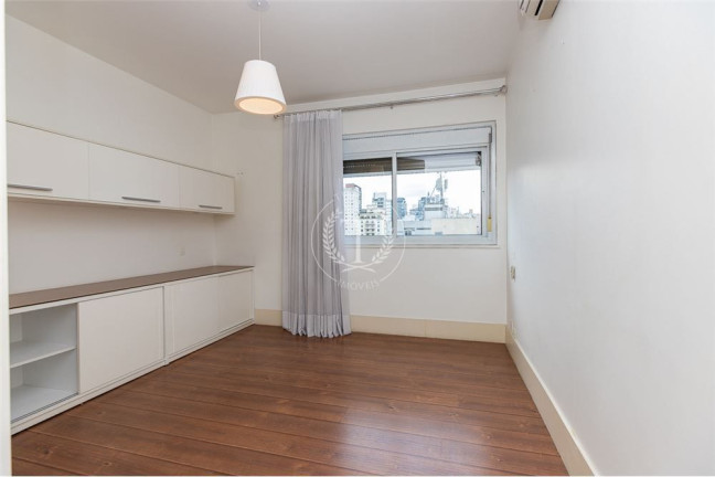 Imagem Apartamento com 2 Quartos à Venda, 180 m² em Cerqueira César - São Paulo Imagem Apartamento com 2 Quartos à Venda, 180 m² em Cerqueira César - São Paulo