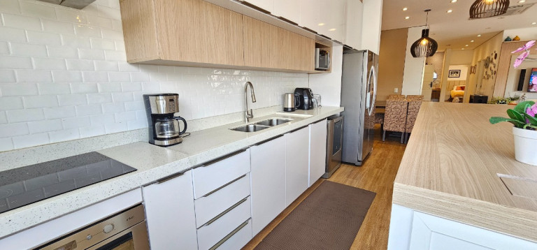 Imagem Casa com 7 Quartos à Venda, 360 m² em Vila Hamburguesa - São Paulo Imagem Casa com 7 Quartos à Venda, 360 m² em Vila Hamburguesa - São Paulo