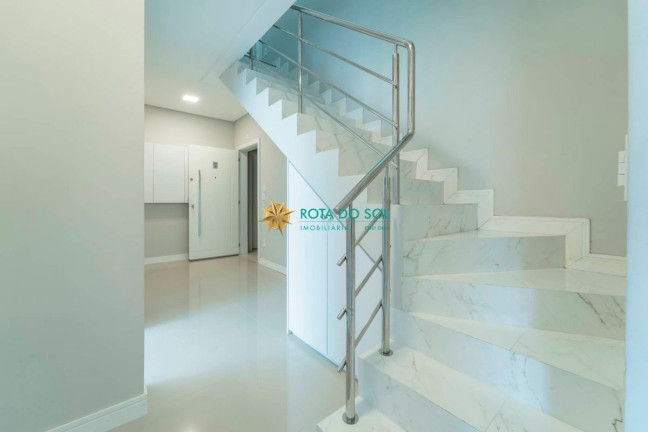 Imagem Cobertura com 3 Quartos à Venda, 165 m² em Mariscal - Bombinhas Imagem Cobertura com 3 Quartos à Venda, 165 m² em Mariscal - Bombinhas