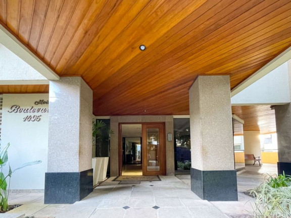 Imagem Imóvel com 3 Quartos à Venda, 100 m² em Moinhos De Vento - Porto Alegre