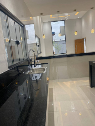 Imagem Casa com 3 Quartos à Venda, 360 m² em Residencial Jardim Canedo - Senador Canedo