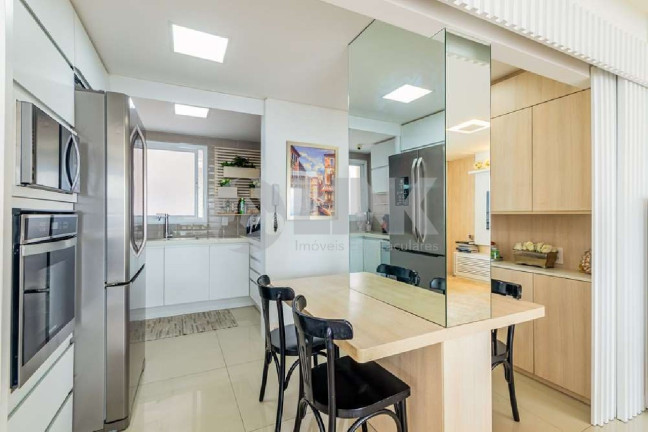 Imagem Apartamento com 3 Quartos à Venda, 125 m² em Jardim Europa - Porto Alegre