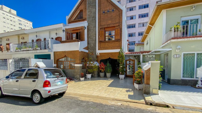 Imagem Casa com 5 Quartos à Venda, 275 m² em Cambuci - São Paulo Imagem Casa com 5 Quartos à Venda, 275 m² em Cambuci - São Paulo