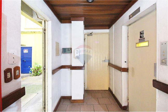 Imagem Apartamento com 1 Quarto à Venda, 54 m² em Centro Histórico - Porto Alegre Imagem Apartamento com 1 Quarto à Venda, 54 m² em Centro Histórico - Porto Alegre