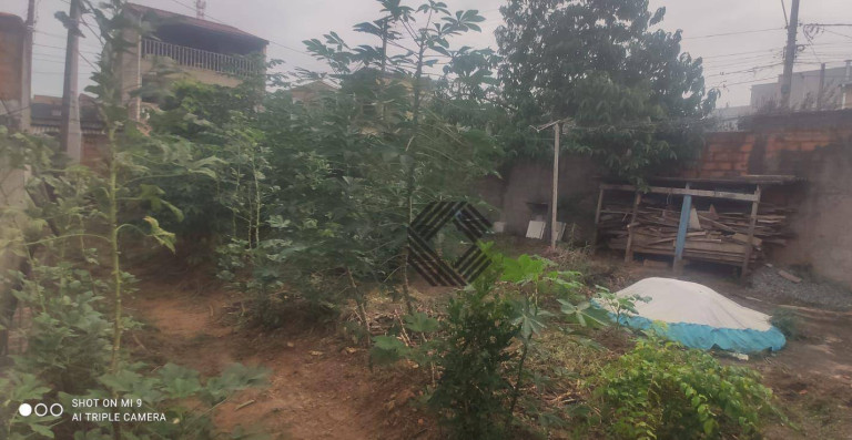 Imagem Casa com 1 Quarto à Venda, 57 m² em Jardim Santa Lúcia - Sorocaba Imagem Casa com 1 Quarto à Venda, 57 m² em Jardim Santa Lúcia - Sorocaba